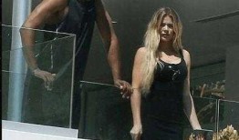 英媒爆料卡戴珊视频播放,英媒揭秘播放细节