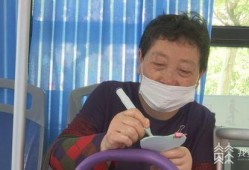 赵阿姨最新爆料新闻视频,最新新闻视频揭秘惊人内幕