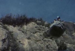 飞渡卷云山在线观看